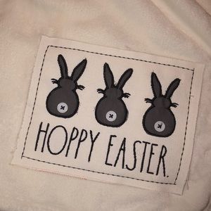 Rae Dunn Hoppy Easter Plush Throw Blanket 🐰